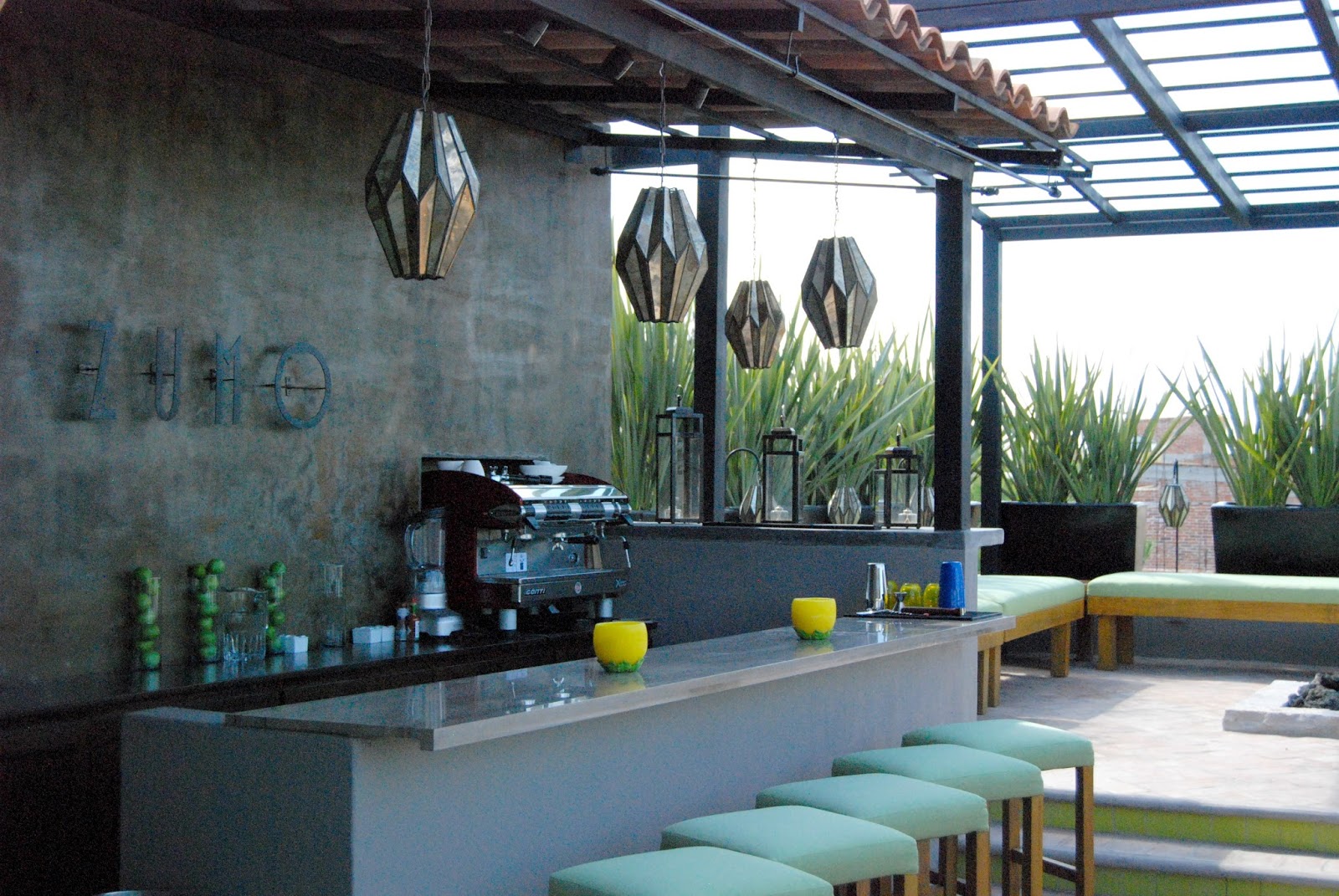 CupCakes and CrabLegs ZUMO Great Food Comes With A Million Dollar View