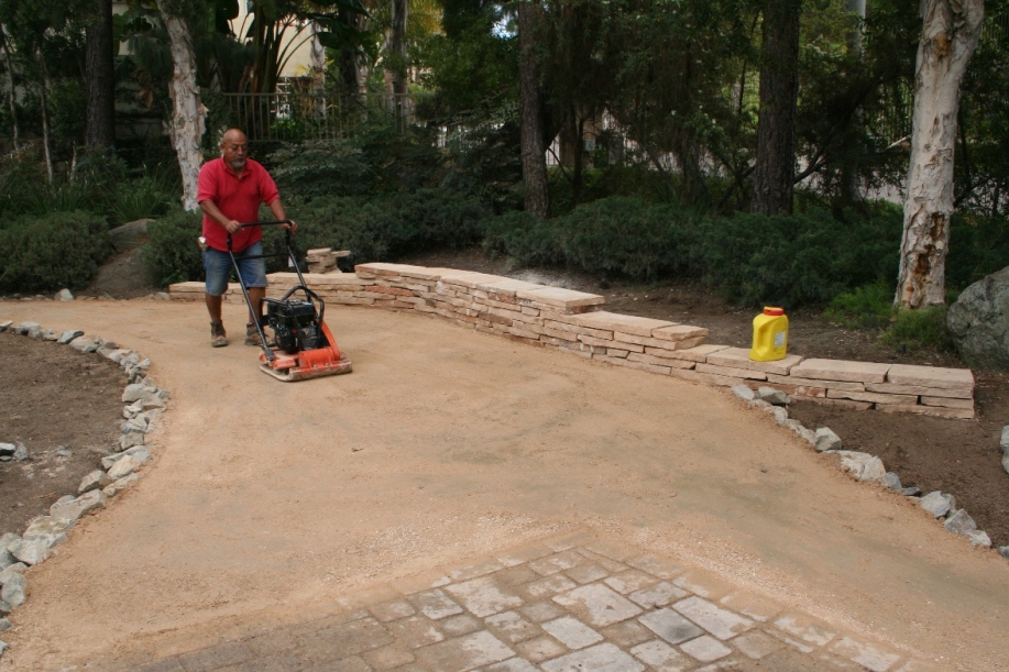 The 2 Minute Gardener Photo Granite (DG) Pathway Construction