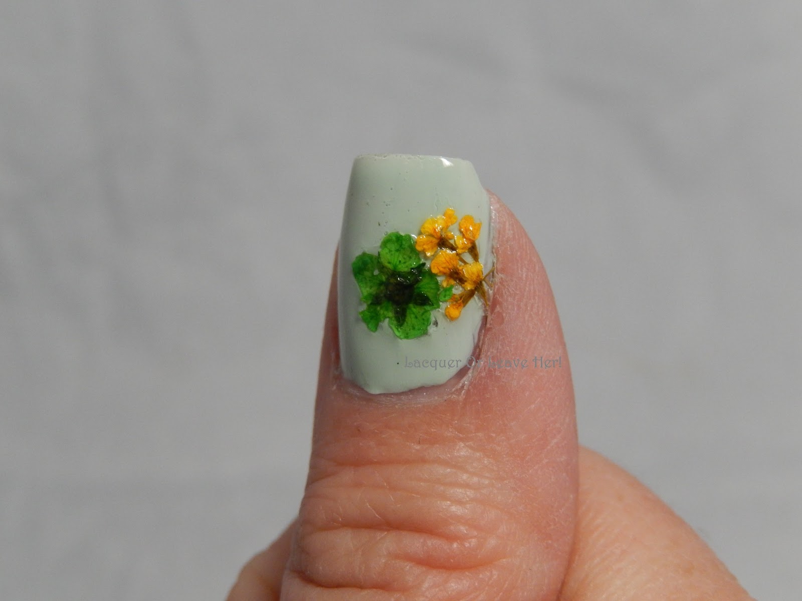 Lacquer or Leave Her! Tutorial Working with dried flowers )