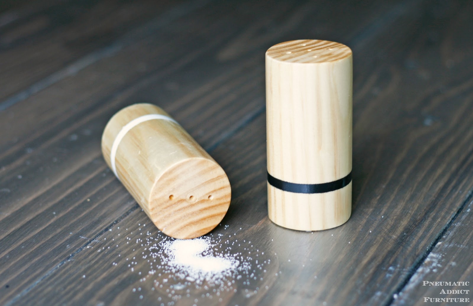 Pneumatic Addict : Wood Salt and Pepper Shakers