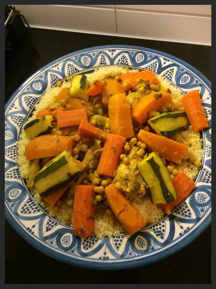Ellouisa Marokkaanse couscous met kip en groenten