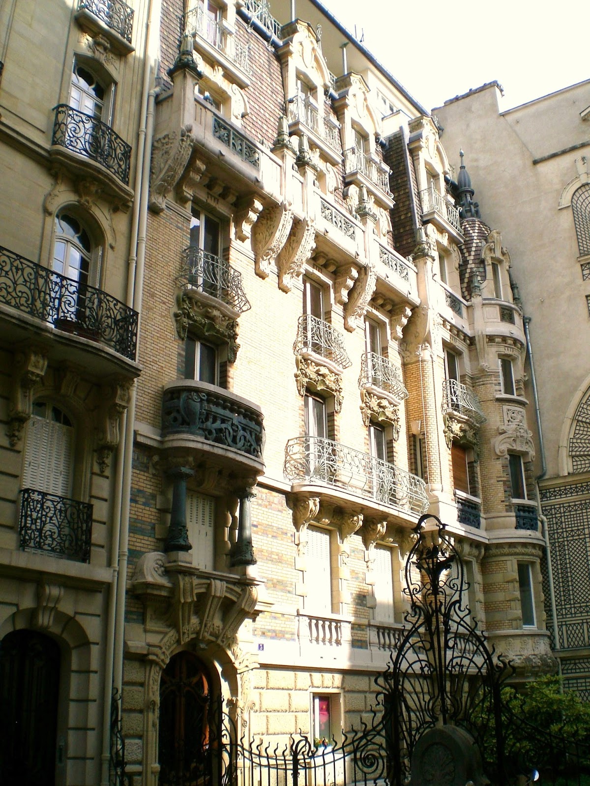 Laërte, le père d'Ulysse JULES LAVIROTTE (suite) Square Rapp PARIS