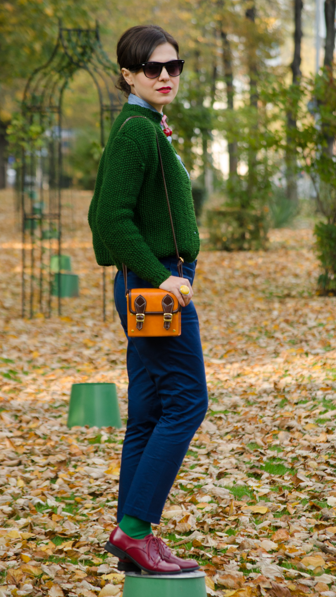 navy blue pants knitted green sweater shirt mustard square bag cherries h&m thrifted  burgundy man shoes oxford autumn scenery yellow leaves