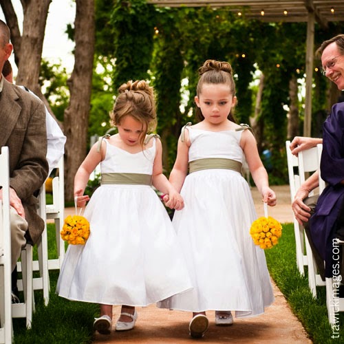 flower girl ideas to carry