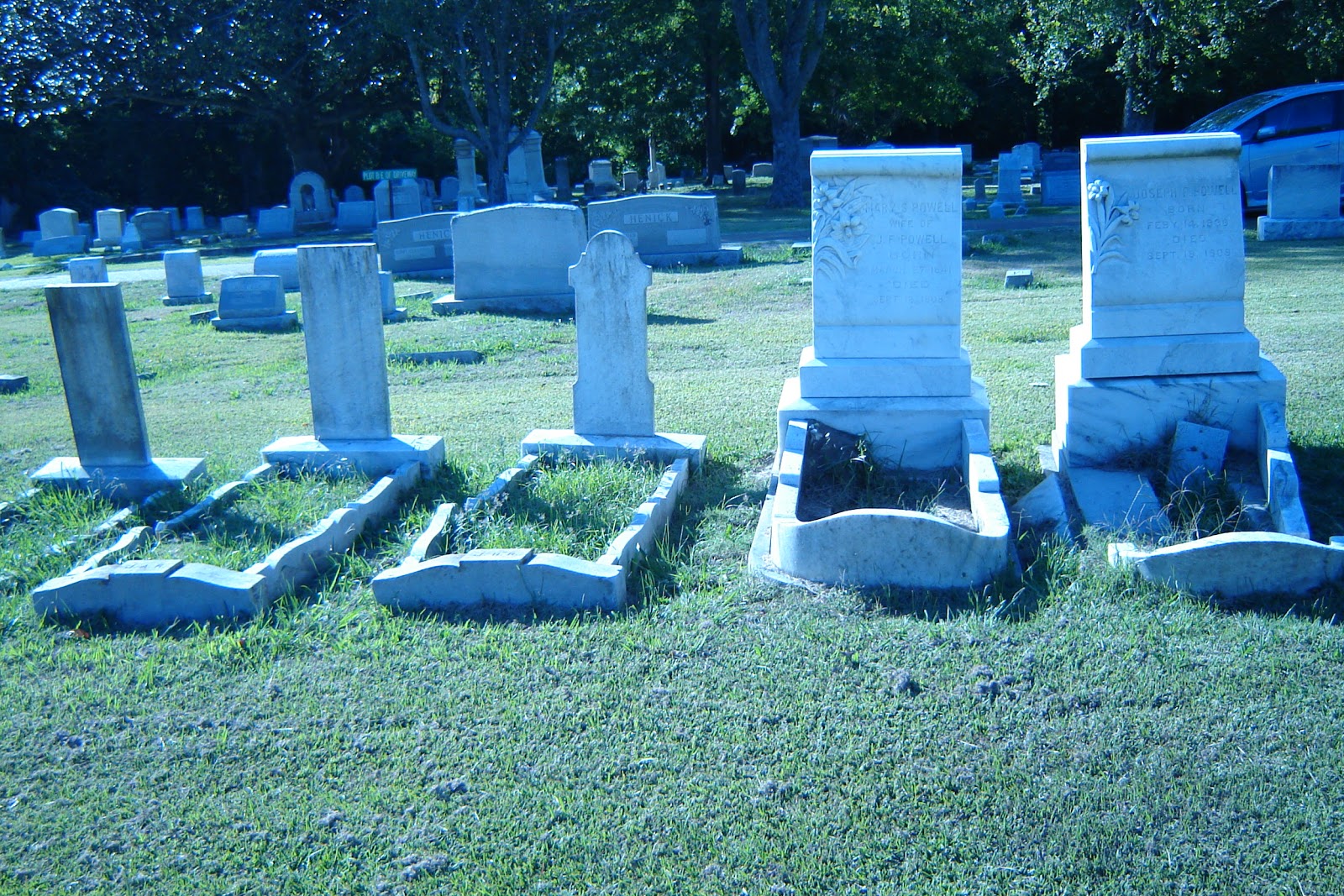 A Catholic Priest in Mississippi 10/12/2011 Photos of graves in