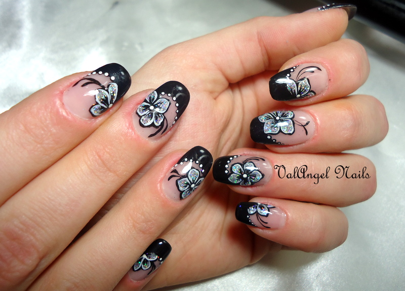 6. Glitter and Diamond Nail Design - wide 3