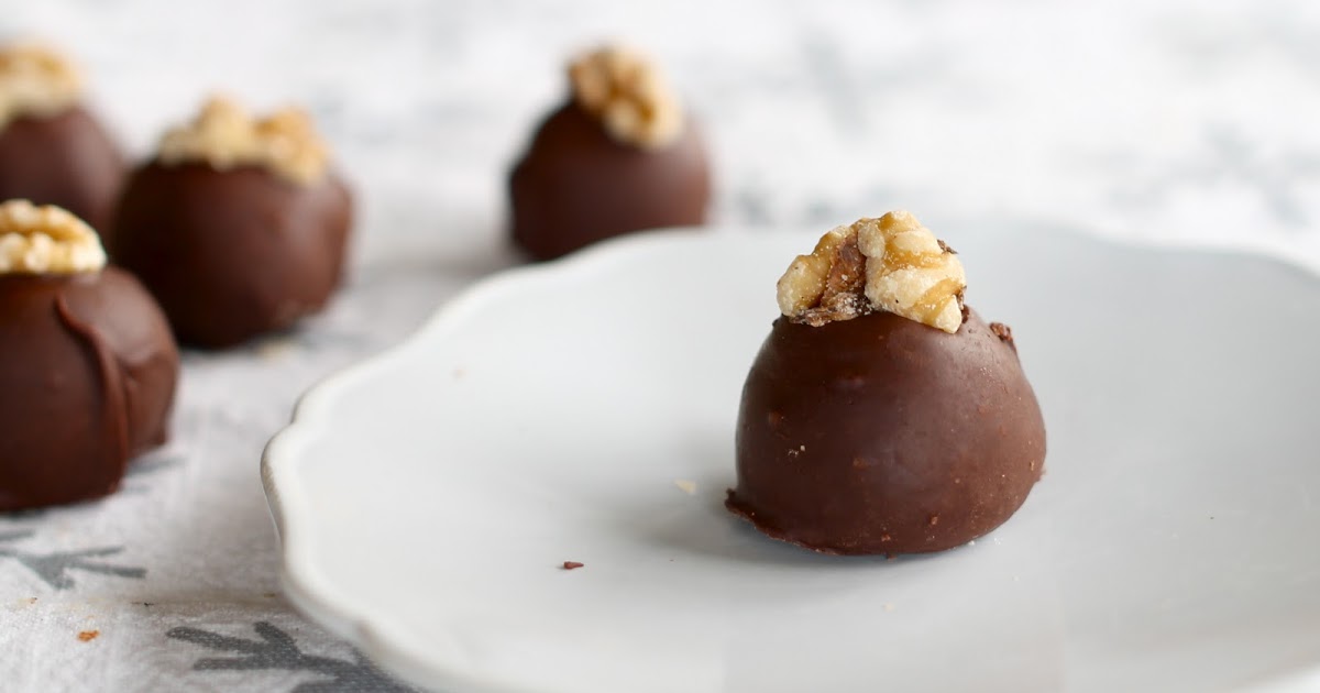 Yammie's Noshery Maple Balls