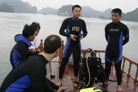 halong bay diving