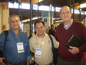 APIMONDIA 2011. Entre dos grandes criadores de reinas