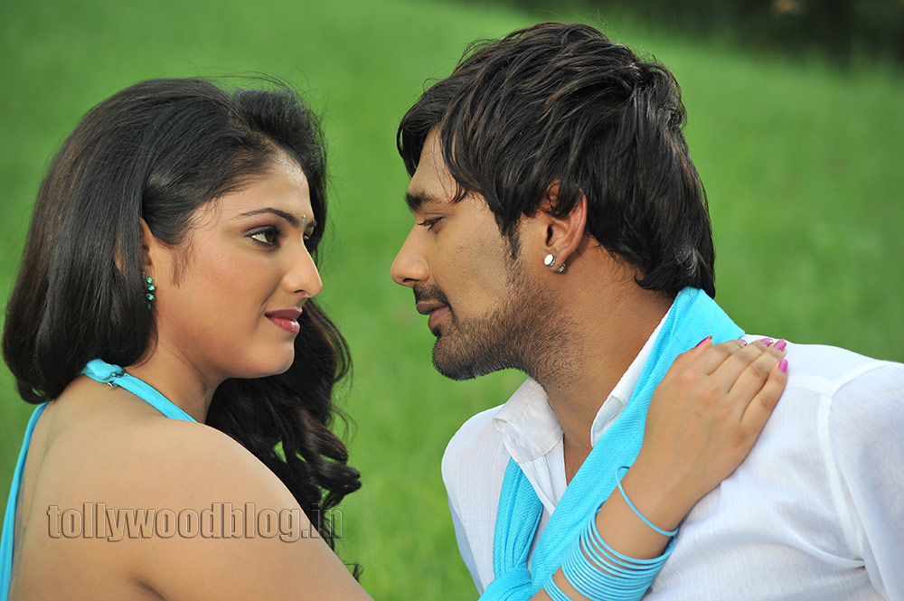 varsham movie songs in telugu varsham movie songs in telugu