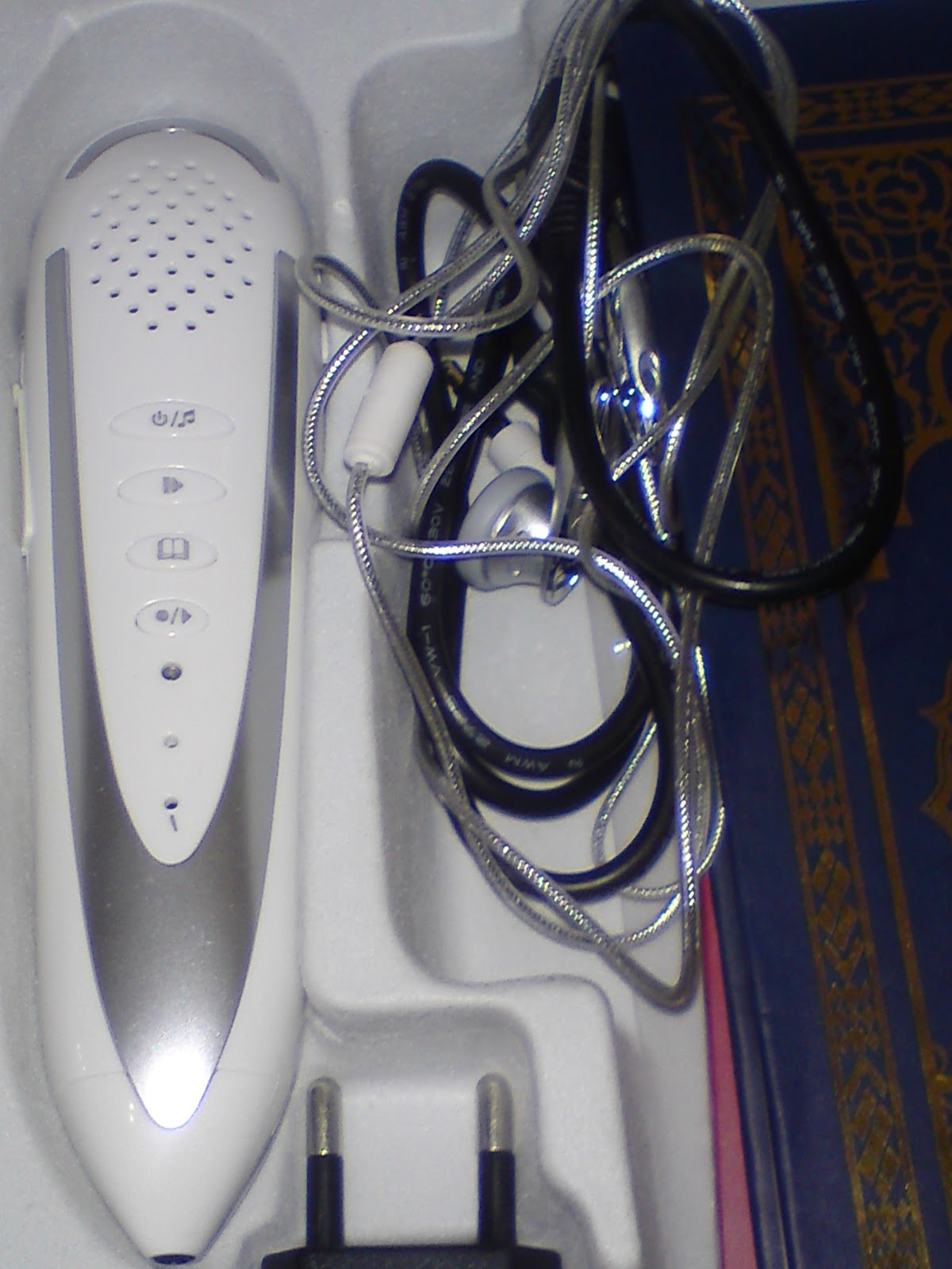 MaDam AzrA FesYeN: SELAMAT HARI IBU!