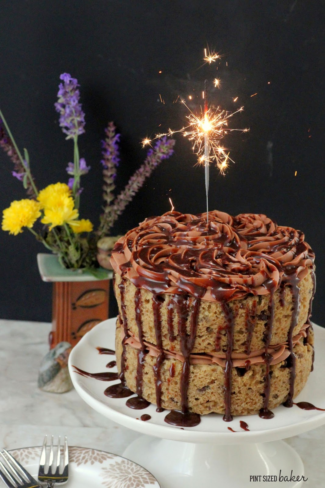 I loved this banana cake with chocolate hazelnut frosting. It was so delicious and full of flavor - perfect for my birthday cake.