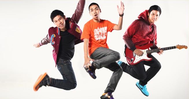 Chord Lirik Dan Kunci Gitar Lagu Ran Pandangan Pertama