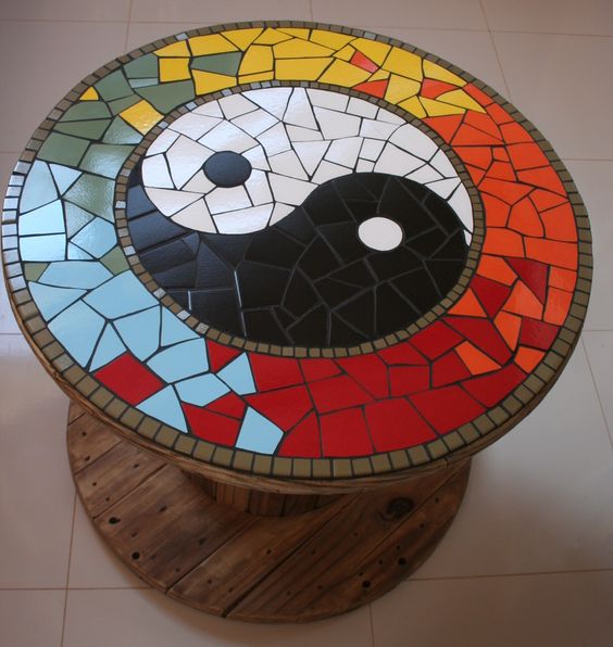 Mesa carretel mosaico