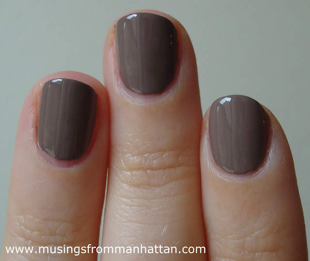 Please note these are NOT my nails but from the Musings from Manhattan blog