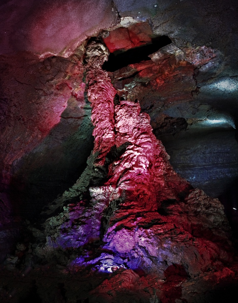 12 Imágenes de túneles sorprendentes formados por lava  Im%25C3%25A1genes+de+t%25C3%25BAneles+sorprendentes+formados+por+lava+09