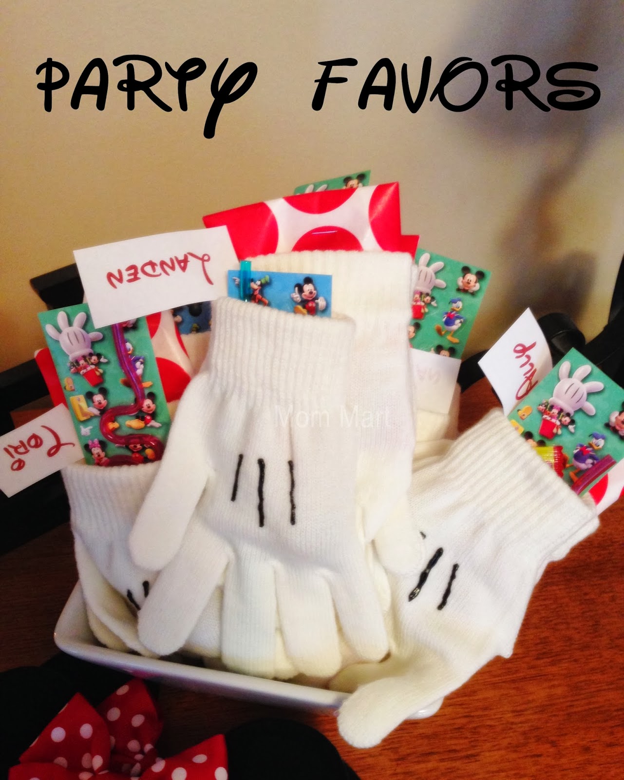 Mom Mart A Very Minnie Mouse Birthday Party Disneyside