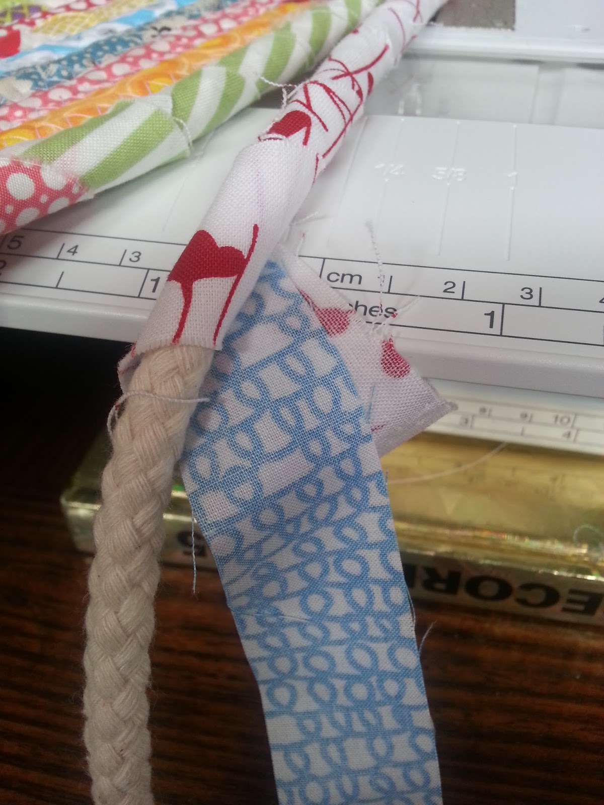 RicRac How to sew a fabric rug Tutorial