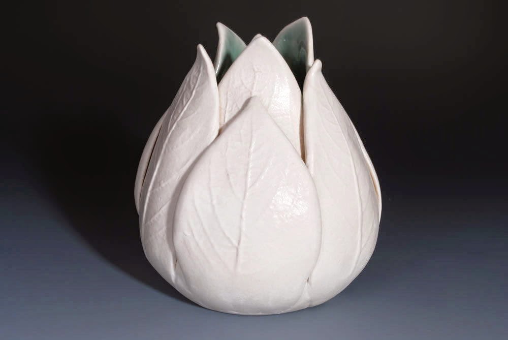 Fashion Arrivals Unique & Stylish Handmade Ceramic Vases In China