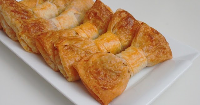 EGE�DEN TARİFLER Patatesli Fiyonk Börek