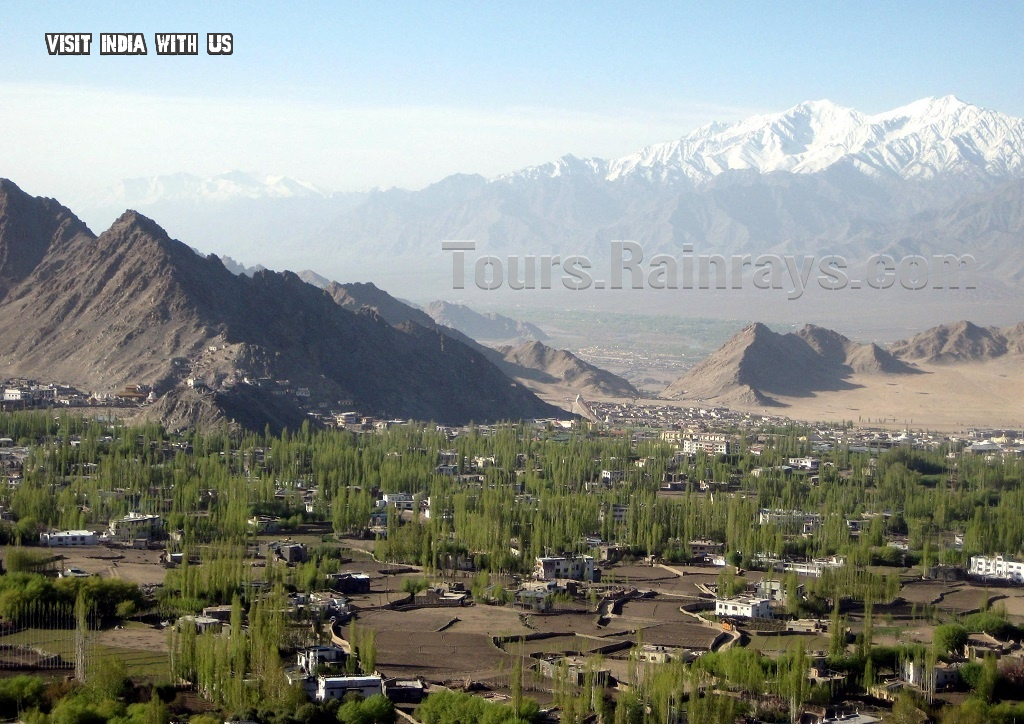 Tourist Attraction India: Ladakh Tourism India