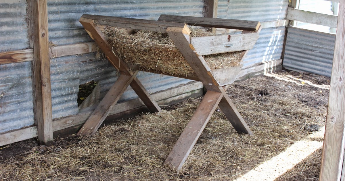 HighTail Farms Homemade Hay Rack