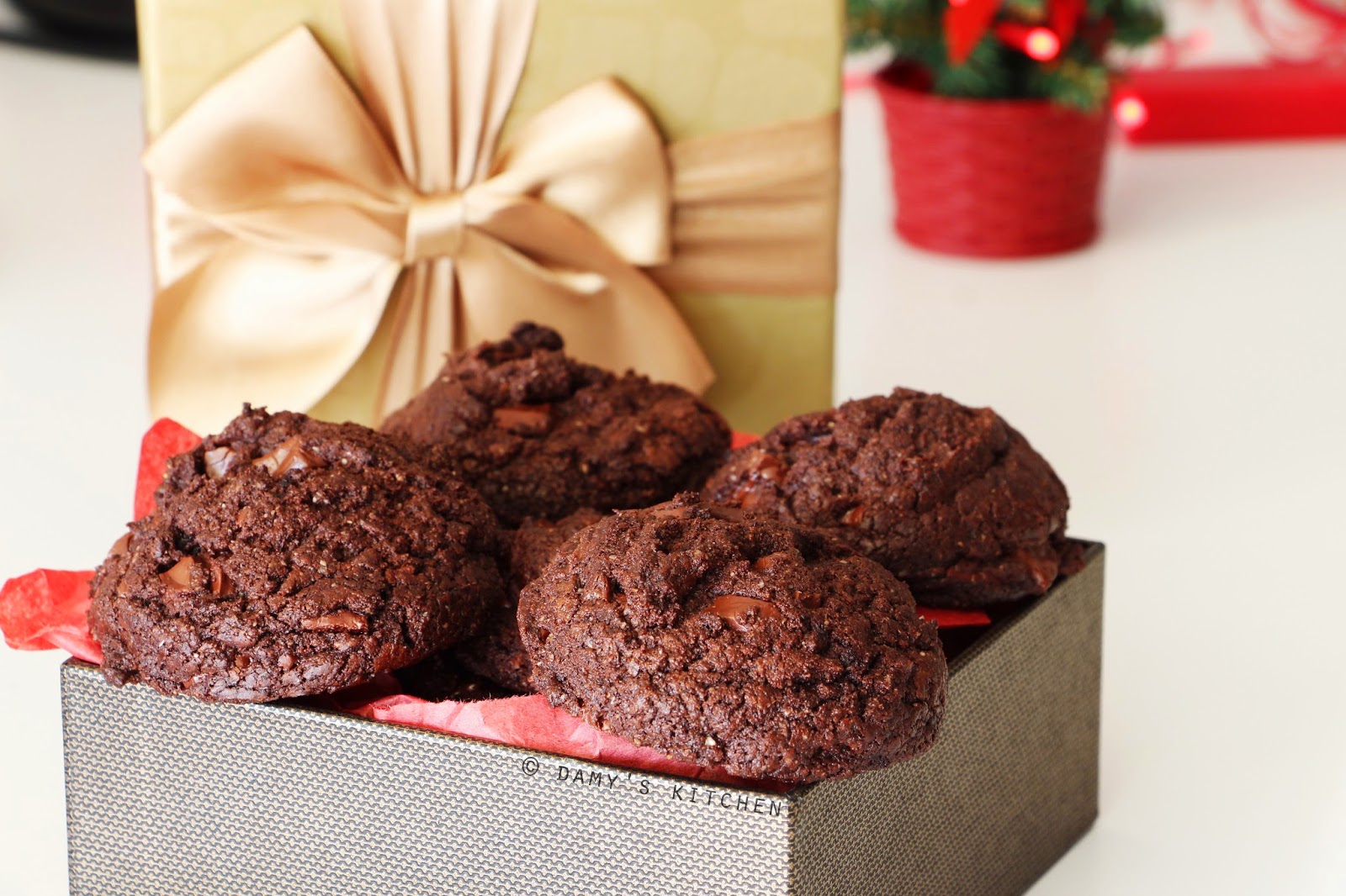 GLUTENSİZ ÇİKOLATALI KURABİYE Damy�s Kitchen