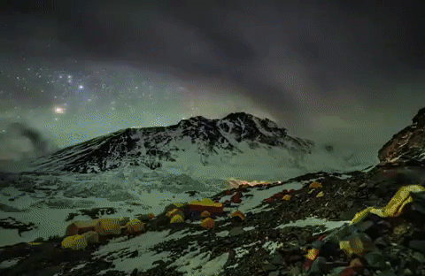 에베레스트산의 밤하늘 - 꾸르