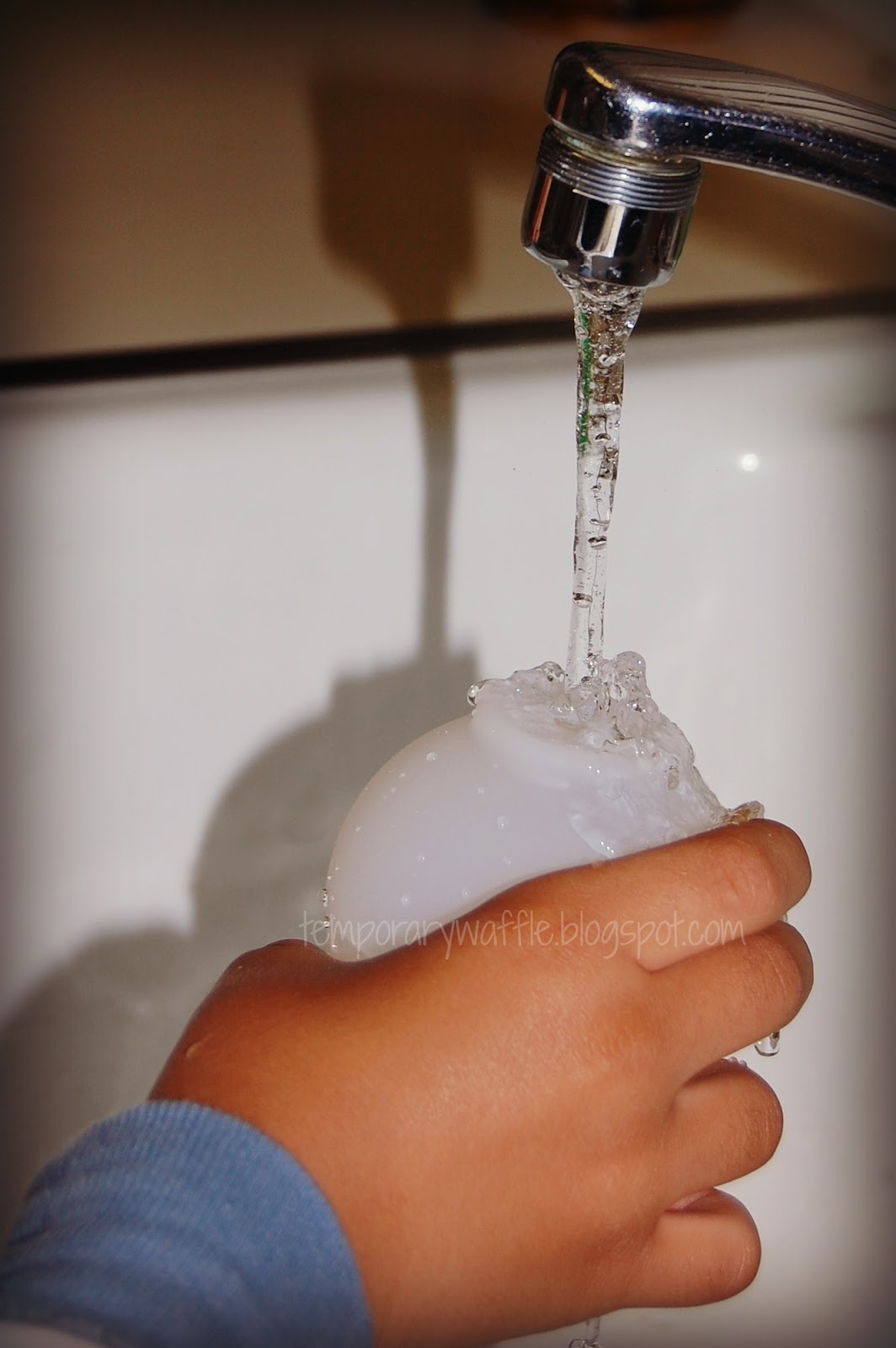 Temporary Waffle Extra Large Ice Ball Mold Review