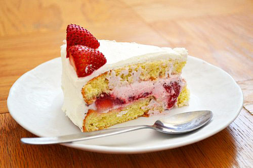 Chinese Bakery-Style Birthday Cake with Strawberry Mousse Filling