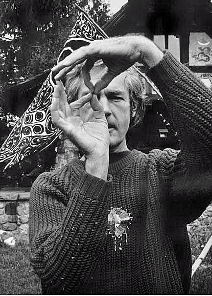Cosmo-CoDe: Timothy Leary's life altering psychedelic experience