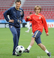 Slaven Bilic and Luka Modric photo