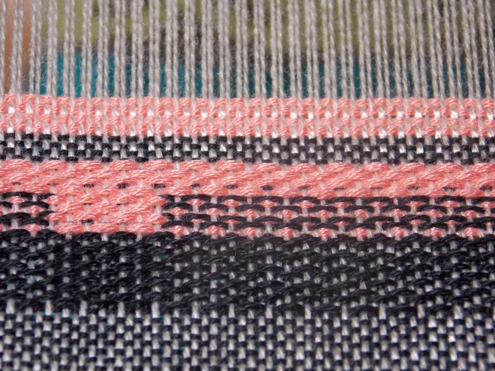 WEAVING FOR FUN Summer and Winter On Opposites Without Tabby