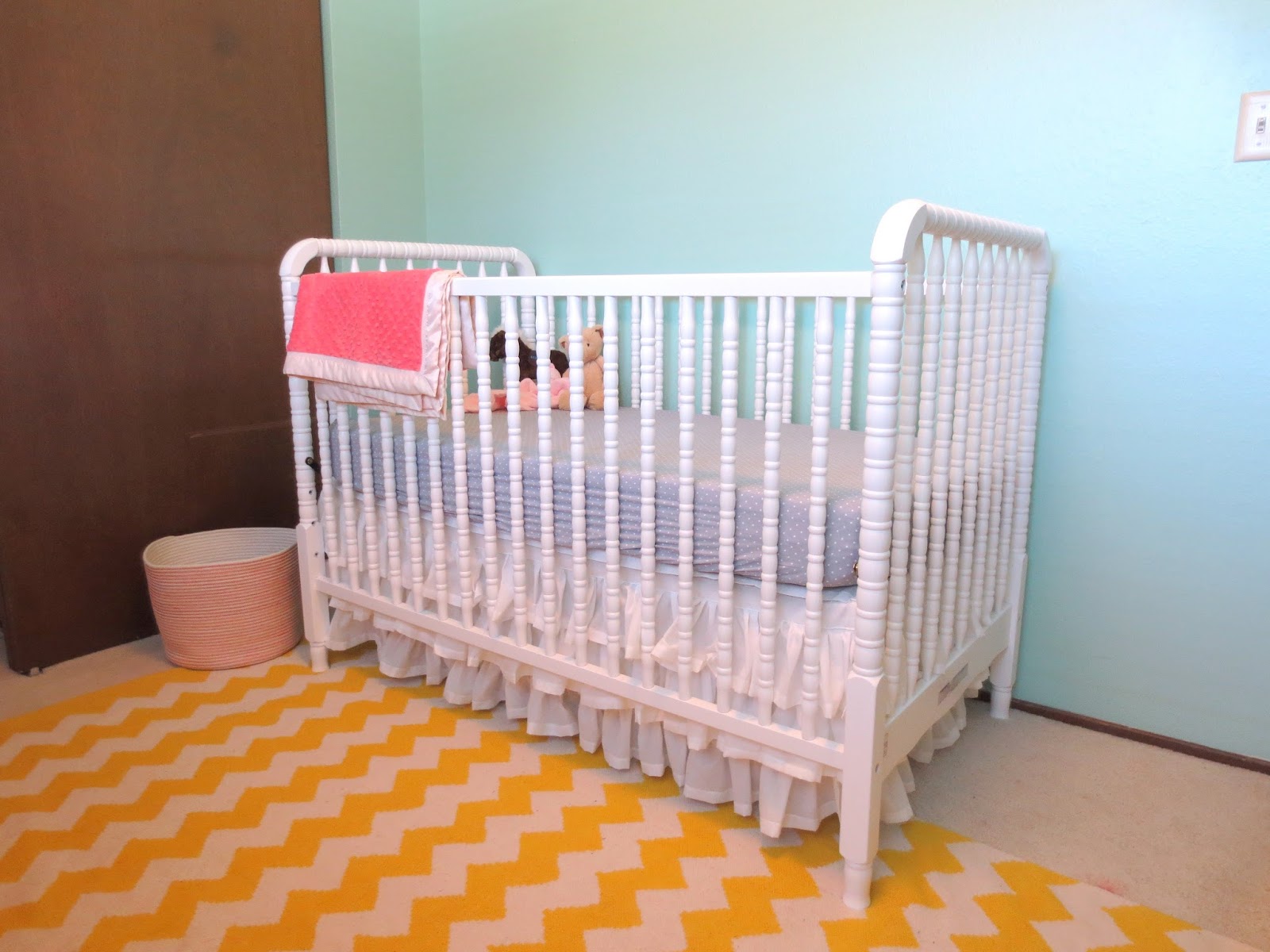 make bake and love DIY Ruffled Crib Skirt