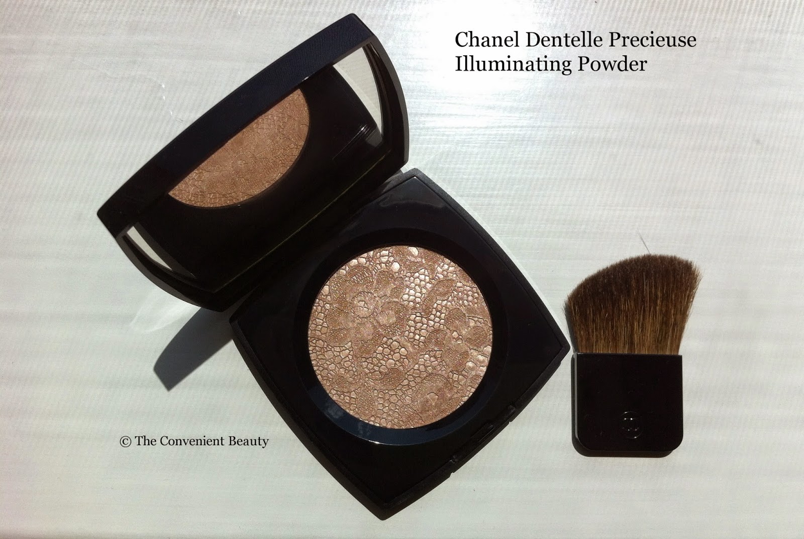 The Convenient Beauty: Review: Chanel Dentelle Precieuse Illuminating Powder