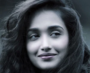 Bollywood actress, Jiah Khan, Committed suicide