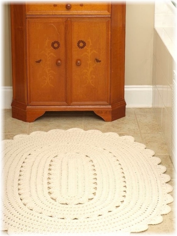 ...Handy Crafter... Freshly Finished Oval Crocheted Doily Rug