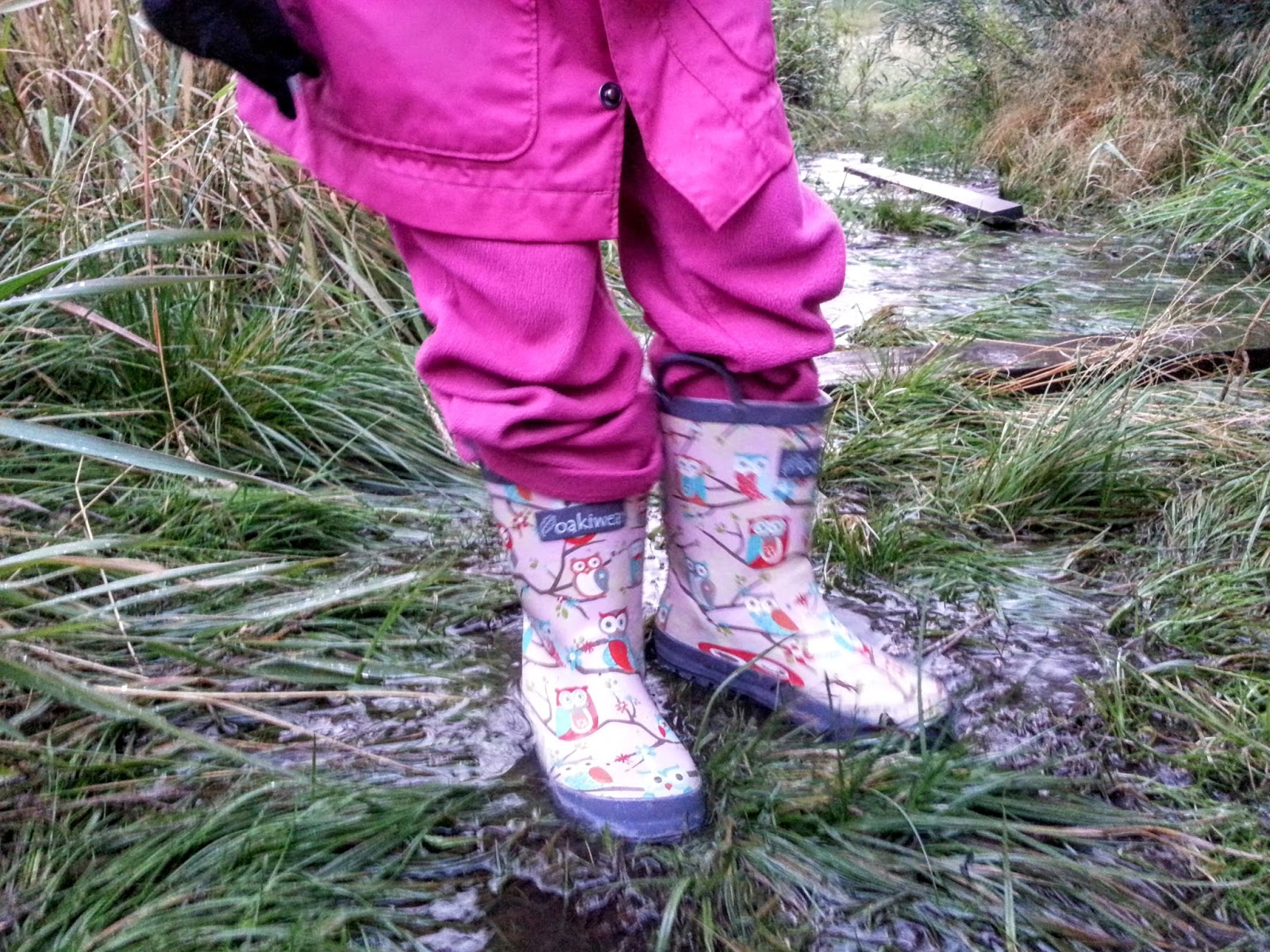 Introducing & Oakiwear Rubber Rain Boots Review