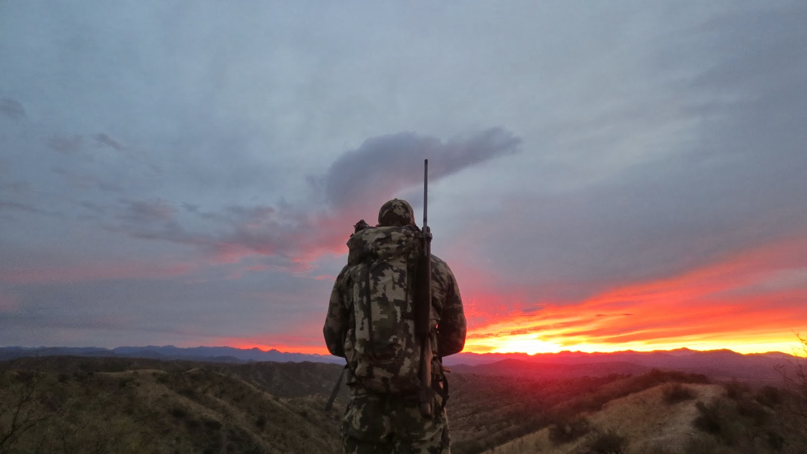 A+awesome+sunset+while+coues+deer+hunting+with+colburn+and+scott+outfitters+2.JPG