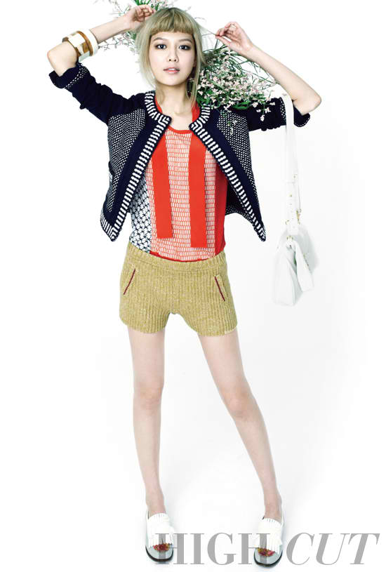 [AD/CF][16-5-2012]Sooyoung trên tạp chí High Cut tháng 5 120523sy+(1)