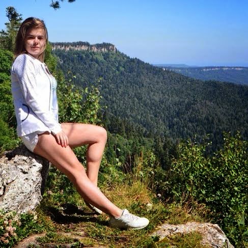 Sexy russian girl: ice girl photos. Lera loves running, nature, the beach... and winter. Beautiful girls 1X2.