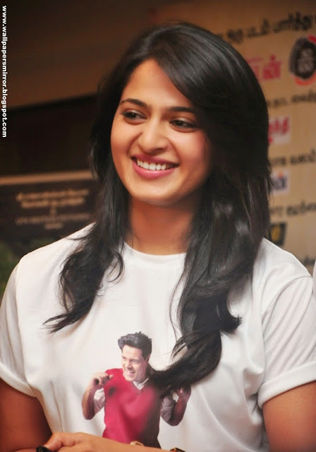 anushka shetty latest hot photo gallery