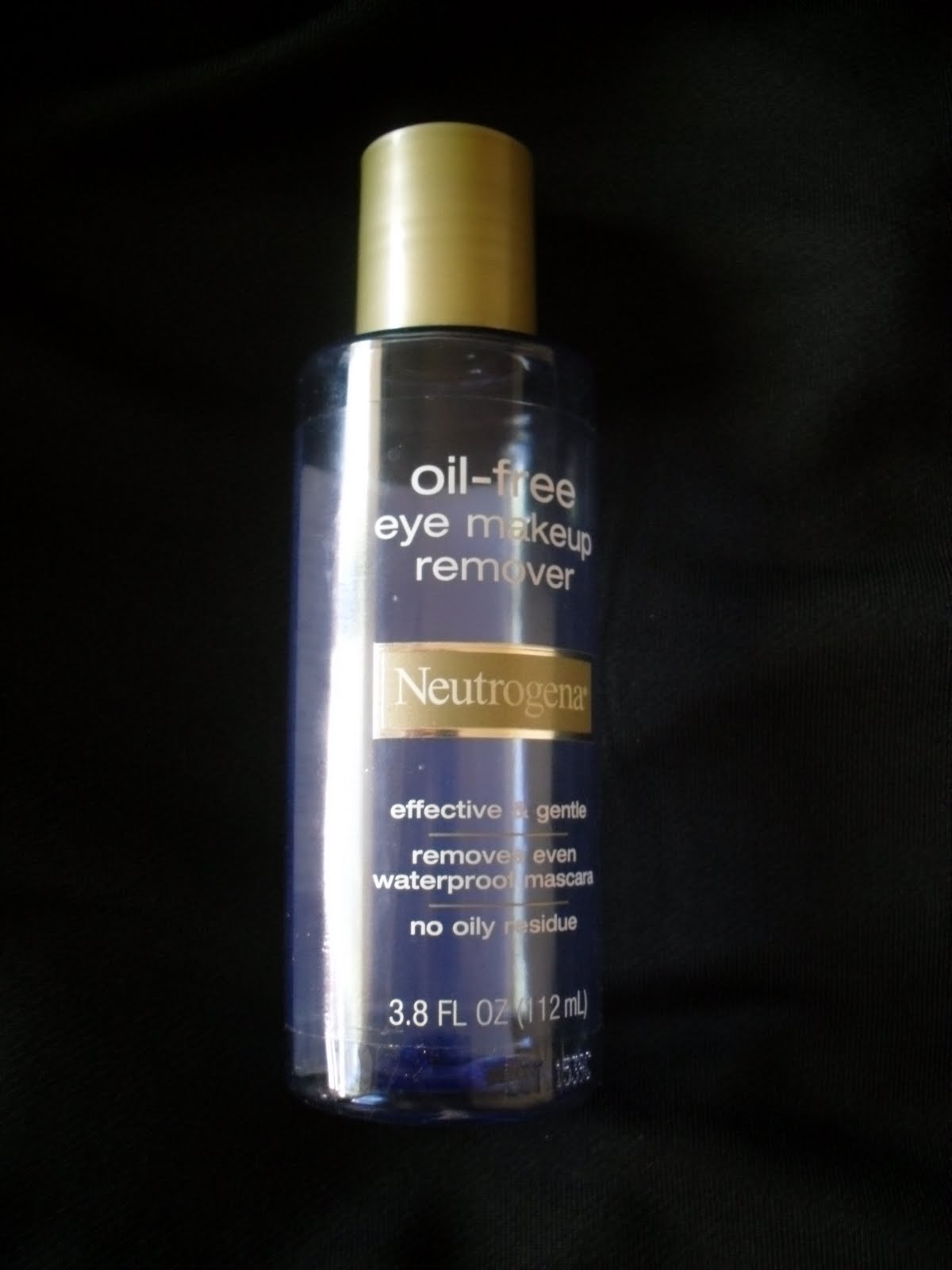 Beautifully Glossy Neutrogena Oil Free Eye Makeup Remover