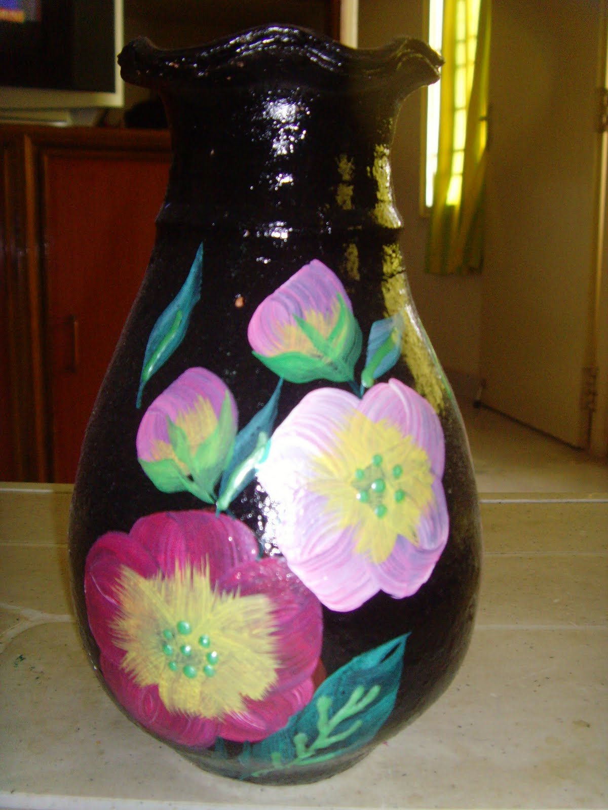 craft works pot painting