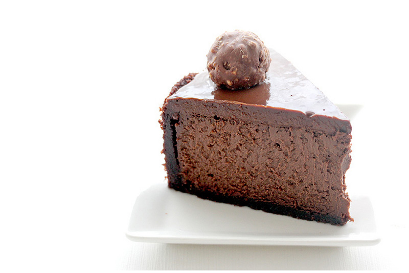 Foodagraphy. By Chelle. Triple Chocolate Kahlua Cheesecake