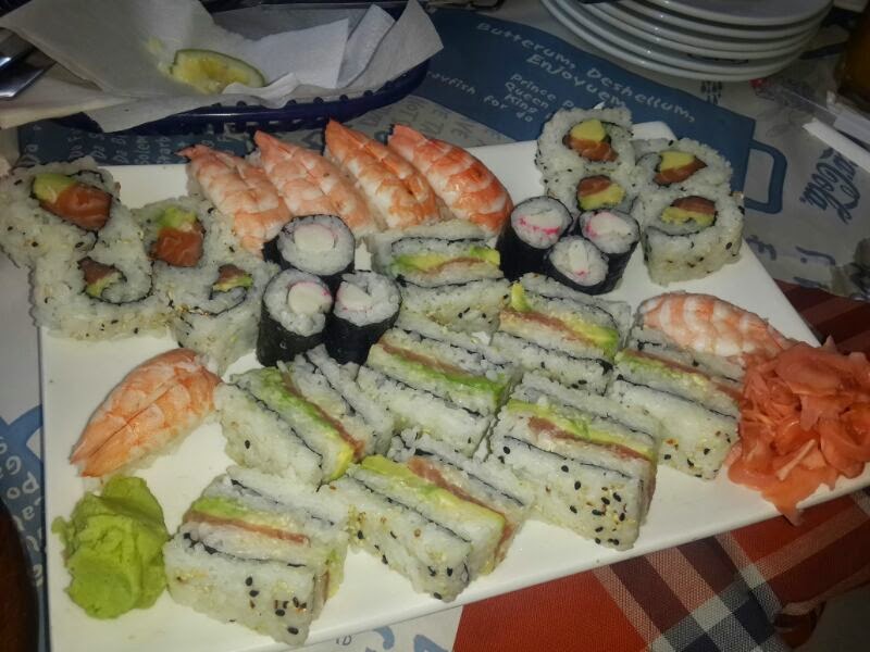 World By Smiley Sushi Ocean Basket