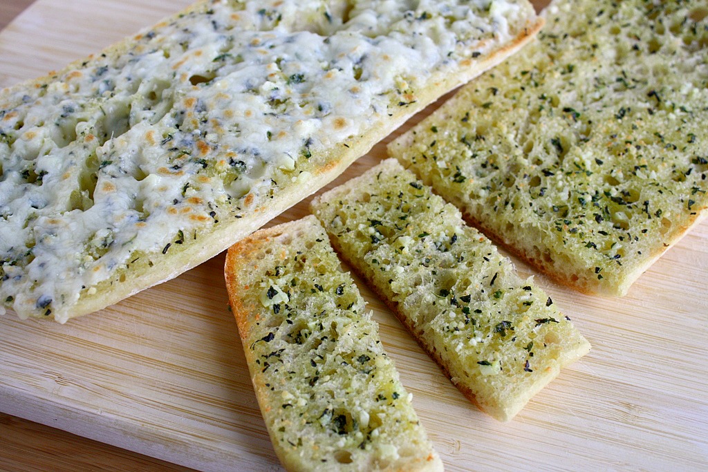 The Garden Grazer Garlic Bread