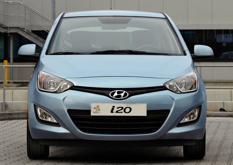 i20 with spoiler