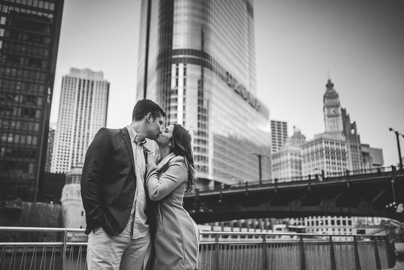 Chicago downtown engagement photo