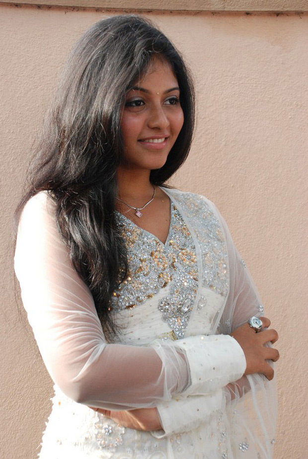 ANJALI IN KARUNGALI AUDIO RELEASE | veronica warning
